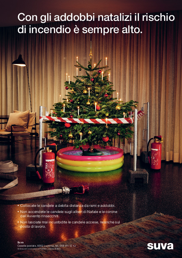 Manifesto: Attenzione alle decorazioni dell’albero di Natale, facilmente infiammabili