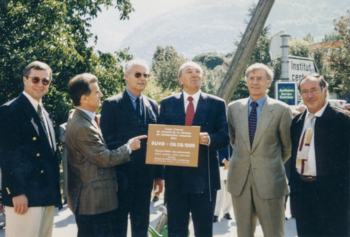 Premier coup de pioche pour la Clinique romande de réadaptation à Sion, le 9 septembre 1996