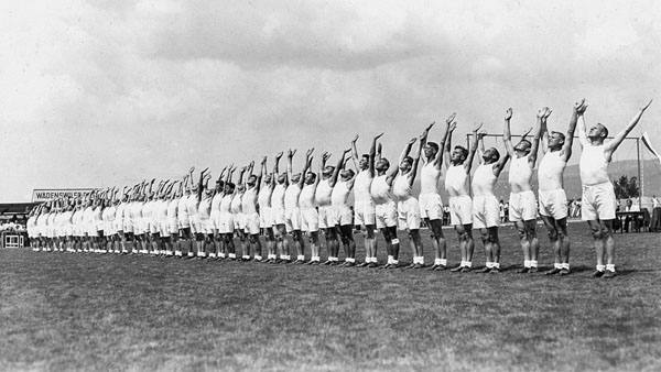 La société TV Wädenswil à la fête de gymnastique de Horgen, en 1933